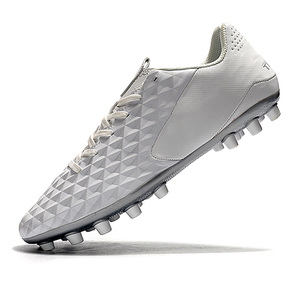 <span class=keywords><strong>Scarpe</strong></span> <span class=keywords><strong>da</strong></span> Calcio <span class=keywords><strong>per</strong></span> Bambini, Personalizzabili, con Tacchetti AG <span class=keywords><strong>per</strong></span> Campi in Erba Sintetica, Ultimo Design - Product Image 3
