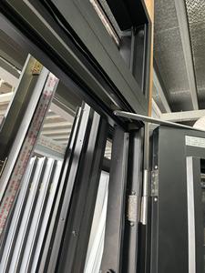 Puerta Insonorizada de Aleación de Aluminio con Diseño Japonés de Primera Calidad Silent Living para Cocinas Comerciales - Product Image 3