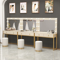 Table de maquillage moderne de qualité professionnelle avec miroir éclairé durable pour les boutiques de robes de mariée, les salons de beauté, les appartements