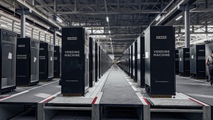 Distributeur automatique XMAI OEM à vision IA avec suivi d'inventaire par IA, surveillance à distance et système de paiement sans espèces pour aéroports et centres commerciaux - Product Image 4