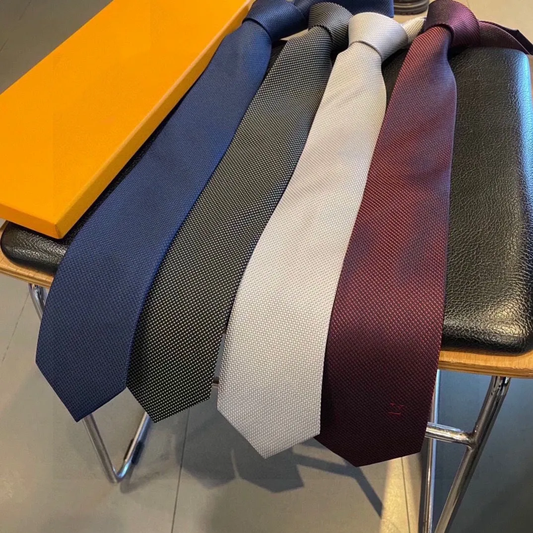 Corbata de poliéster de seda italiana personalizada de alta calidad personalizada Corbatas tejidas para el cuello Corbatas para hombre Corbata de diseñador