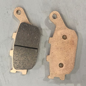 Plaquettes de frein arrière sinterisées FA174 pour Yamaha <span class=keywords><strong>MT</strong></span>-<span class=keywords><strong>07</strong></span> <span class=keywords><strong>MT</strong></span>-09 Honda CBR600RR Kawasaki Ninja <span class=keywords><strong>650</strong></span> Versys <span class=keywords><strong>650</strong></span> Suzuki SV650 DL650 - Product Image 2