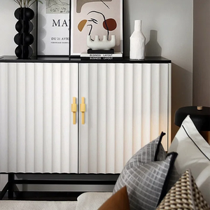 Poignées longues dorées pour meubles, poignées de porte d'armoire en alliage d'aluminium, boutons de tiroir de cuisine et de garde-robe, design moderne et durable - Product Image 3