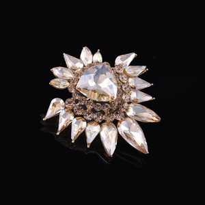 Broche de Cristal Vintage Personalizado por Atacado, Elegante Corsage para Acessórios de Traje Feminino - Product Image 6