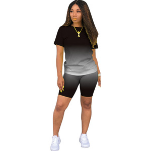 Tenues d'été 2024 Logo personnalisé Ensembles pour femmes Dégradé 2 pièces Manches courtes Décontracté Ensemble deux pièces Pantalon <span class=keywords><strong>court</strong></span> Vêtements pour femmes - Product Image 6