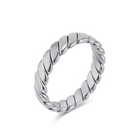 Bague empilable en acier inoxydable torsadé géométrique minimaliste, plaqué or 18 carats, couleur argent, bijoux de mode pour usage quotidien