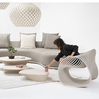 Chaise simple en bois massif tabouret de siège de forme spéciale design espace maison villa chambre d'hôtel chaise de repos