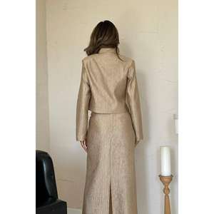 Conjunto de traje de satén dorado para mujer, falda larga y chaqueta, ropa formal, estilo elegante - Product Image 1