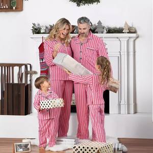 Groothandel <span class=keywords><strong>2</strong></span>-delige Kerstpyjama's Rode Kerst Open Borst Revers Geruite Pyjama's Matchende Familie Kerstpyjama Sets - Product Image 3