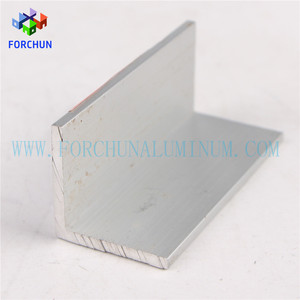 Perfiles <span class=keywords><strong>de</strong></span> extrusión <span class=keywords><strong>de</strong></span> <span class=keywords><strong>aluminio</strong></span> gris plateado disponibles <span class=keywords><strong>para</strong></span> <span class=keywords><strong>ventanas</strong></span> y puertas corredizas 744/8025 <span class=keywords><strong>de</strong></span> Colombia y Costa Rica - Product Image 3