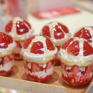 ถ้วยเค้กครีมผลไม้รูปตัวยูแบบใช้แล้วทิ้ง รส<span class=keywords><strong>แมง</strong></span>โก้โอรีโอ แฟตบ็อบคัพ 360 มล. - Product Image 4