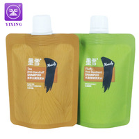 Emballage de liquide en plastique PET réutilisable avec logo personnalisé buse de poche de pulvérisation debout flexible pour la conception de pochette de bec de couches de soins de la peau