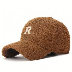 Gorro de Béisbol de Invierno Cálido y Versátil para Mujer, con Letra R Bordada, de Lana Sintética de Cordero, Estilo Hip-Hop, para Otoño y Uso Casual al Aire Libre - Product Image 2