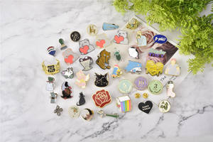 Pin de Solapa de Gato de <span class=keywords><strong>Anime</strong></span> de Recuerdo del Fabricante para Mujer, para Sombrero, Bolso, Ropa, Broche, Insignia, Pin de Esmalte Duro de Metal con Forma de Animal - Product Image 6