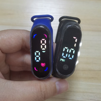 Jam Tangan Layar Sentuh Digital LED Olahraga dengan Tali Silikon
