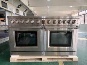 Lavadora Independiente de 60 Pulgadas para el Hogar, 4.63 Cu. Estufa de Gas de 9 Quemadores con Horno de Convección, Acero Inoxidable, Interior del Horno Soldado sin Costuras - Product Image 4