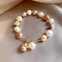 Bracelet jonc pour femme en perles d'eau douce de forme baroque, style vintage français, chic, tendance, coloré, souvenir touristique