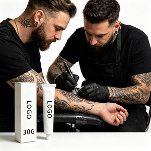 Bálsamo para Tatuajes de Alta Pureza, Tamaño Compacto, Logotipo Personalizado, Previene la Formación de Crostas, para Tatuajes de Cejas y Labios en Estudio - Product Image 4