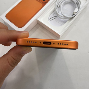 สมาร์ทโฟน 17 Pro Max สีส้ม 5G รุ่น US ปลดล็อคแล้ว กล้องความละเอียดสูง ประสิทธิภาพสูง แบตเตอรี่ใช้งานได้นาน เหมาะสำหรับทำงาน - Product Image 5