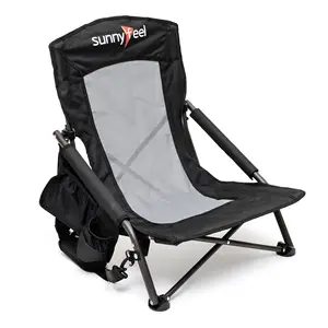 야외 모험을 위해 컵 홀더와 팔걸이가있는 SunnyFeel 로우 백 캠핑 의자