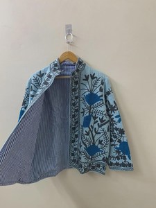 เสื้อแจ็คเก็ตโค้ทผ้าฝ้ายซูซานีทำมือสำหรับผู้หญิง ระบายอากาศได้ดี เหมาะสำหรับฤดูหนาว ลายปักสัตว์ สไตล์โบโฮชิค แฟชั่นบูติก - Product Image 4