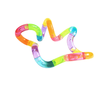 Jouet de mise au point des doigts polyvalent et anti-stress Corde en silicone réutilisable portable Multi-Color Squeeze Twisting Deformation Adjustable