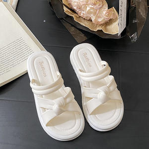 Fashionable Versatile Soft Soled <b>Beach</b> Shoes <b>For</b> Outerwear Paired With Casual Flat <b>Slippers</b> <b>For</b> <b>Women</b> - Product Image 6