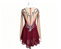 Robe de patinage artistique pour enfants, col en V, dos ouvert, couleur bordeaux, avec strass argentés et maille, pour spectacle sur scène et compétition de danse sur glace