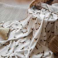 Couverture d'été fine 4 couches en fibre de bambou et coton pour bébés et enfants, idéale pour la sieste en crèche et l'utilisation climatisée, en soie glacée