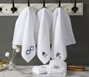 Toallas de Lujo 100% Algodón con Logotipo Personalizado, Toallas de Baño de Lujo para Hotel de 5 Estrellas, Toallas Faciales de Algodón Puro para Hotel y Spa - Product Image 1