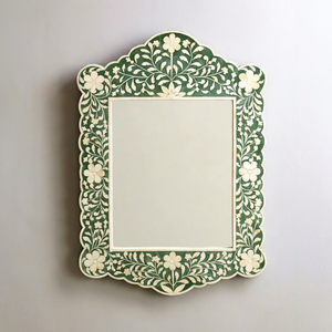 Decoración de Pared Rectangular de Madera Hecha a Mano, con Diseño Floral Verde y Blanco en Relieve, Diseño Ornamentado Moderno y Ecológico, Orientación Horizontal - Product Image 1