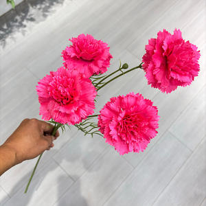 القرنفل الأحمر الاصطناعي ديكور الزفاف 4 رؤوس - Product Image 3