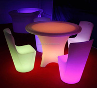 Ensemble de table à manger lumineuse à LED étanche avec télécommande rechargeable, table de bar et chaises, tabourets de bar lumineux, table pour fête