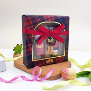 Set de Regalo para <span class=keywords><strong>Mujer</strong></span> BBC HER Vip Gold Edition, 50 ml <span class=keywords><strong>EDT</strong></span> + 50 ml Gel de Baño Corporal - Product Image 4