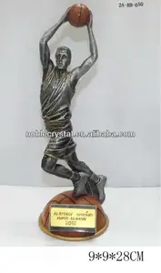 Nhà cung cấp trung quốc nhựa chất lượng cao bóng rổ trophy nhựa tượng hoạt hình