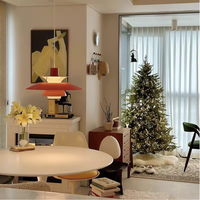 Künstlicher Weihnachtsbaum Realistische Kiefernnadeln Faltbarer Metallständer Innen- und Außenbereich Feiertagsdekoration Wohnzimmer