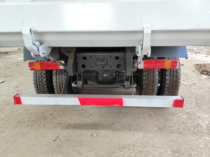 Venta caliente Sinotruk Howo usado 6x4 camión volquete 10 neumáticos 8x4 rueda motriz Weichai motor izquierda Euro 4 buen estado precio barato - Product Image 5