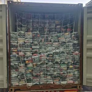 Trapos de camiseta de colores reciclados ecológicos de 10 kg y 100 kg, trapos de algodón mixto para limpieza industrial. - Product Image 1