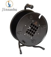 Tambour de câble vide avec connecteur XLR, gaine en PVC et blindage combiné pour application haut-parleur