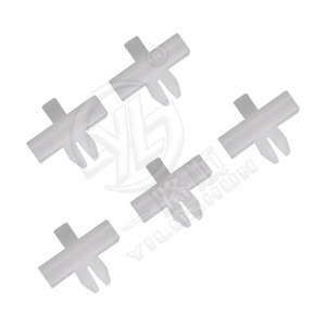 Clips de fixation pour jupes latérales de voiture Smooth Sailing P78 pour BMW, boucle de fixation pour bande de seuil de porte et canal d'eau - Product Image 1