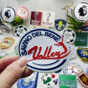 <span class=keywords><strong>Patch</strong></span> floqué 3D personnalisé et écologique en forme de fleur pour maillots de sport et casquettes - Product Image 3