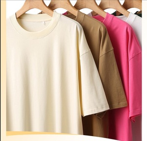 T-shirt Corta Estiva da <span class=keywords><strong>Donna</strong></span> per Yoga e <span class=keywords><strong>Fitness</strong></span>, Vestibilità Ampia e Casual, in Puro Cotone, con Taglio Boxy alla Moda, Personalizzabile con Stampa Logo - Product Image 3