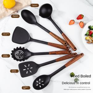 New Sustainable Modern <strong>Wooden</strong> Handle Silicone <strong>7</strong>-Piece Kitchenware Set High Temperature Resistant Non-Stick Pan Gas Induction - Product Image 1