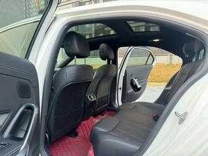 <span class=keywords><strong>Mercedes</strong></span>-Benz <span class=keywords><strong>Classe</strong></span> <span class=keywords><strong>A</strong></span> <span class=keywords><strong>AMG</strong></span> 2019 Essence 2.0T Berline 5 places Luxe Sport Véhicule d'<span class=keywords><strong>occasion</strong></span> Boîte automatique à double embrayage 7 vitesses Jiben Auto - Product Image 4