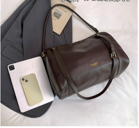 ODM OEM 2026 Neue Echte Leder Maßgefertigte Geometrische Alligator Wasserdichte Einfache Kissen-Boston-Handtasche mit Reißverschluss Crossbody-Tasche