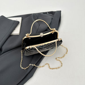 Fashion Chain <b>Clutch</b> Bag Luxury Crystal Pearls <b>Clutch</b> Purse Evening Bags Ladies Party <b>wedding</b> Crossbody bags handbag for Women - Product Image 4