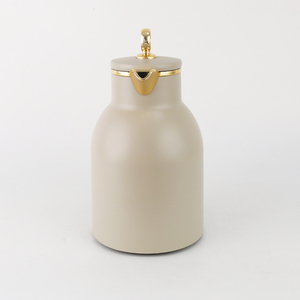 Fabrication de Bouteilles Isothermes Sous Vide – Set de Bouteilles Thermos Arabes en Plastique ABS Isolé Pour Thé et Café avec Pot en Verre - Product Image 2