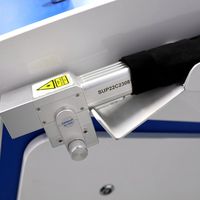 Machine de nettoyage au laser portable haute efficacité 1500W 2000W 3000W pour l'élimination de la rouille