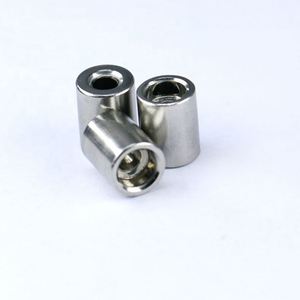 Casquillo Cilíndrico Hueco de Acero Inoxidable con Acabado Pulido, Estándar ISO para Conexiones de Fijación Industrial - Product Image 4
