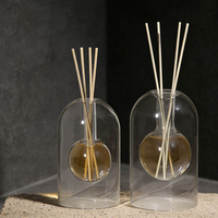 Vente en gros de flacons diffuseurs de parfum en verre borosilicate de luxe vides de 120 ml, flacons diffuseurs de parfum de 200 ml de forme unique, nouveau design, impression sérigraphique
